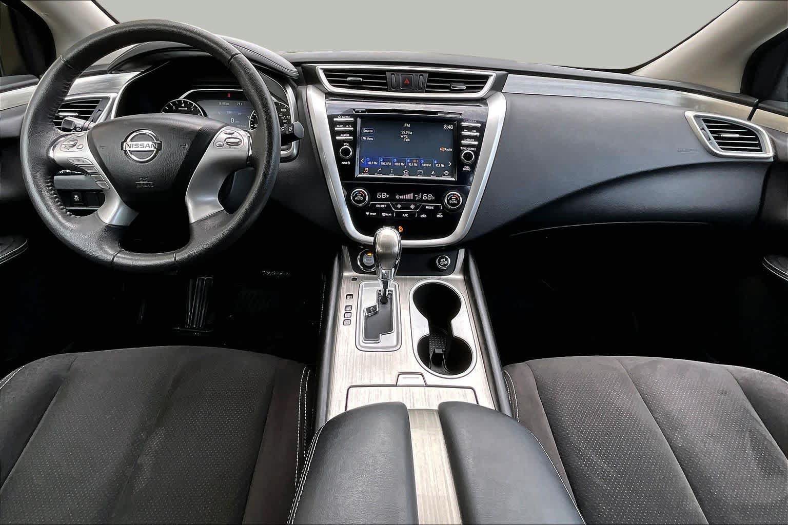 Used 2016 Nissan Murano SV AWD/4WD image 16