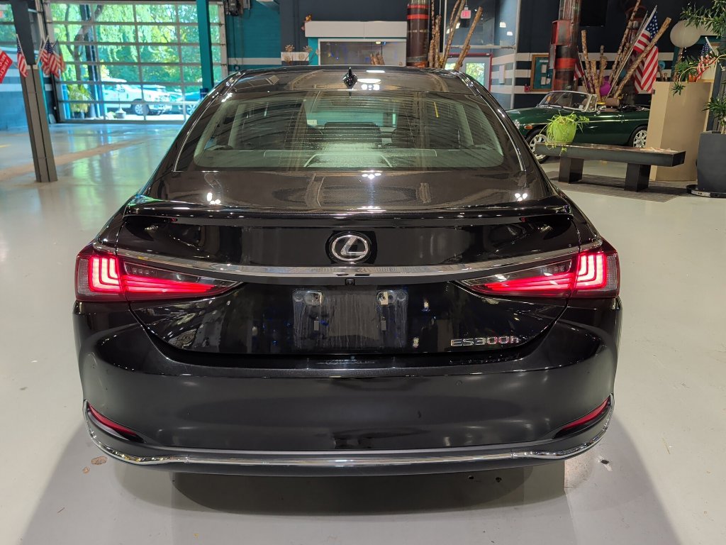 Used 2023 Lexus ES 300h w/ Premium Package FWD image 15