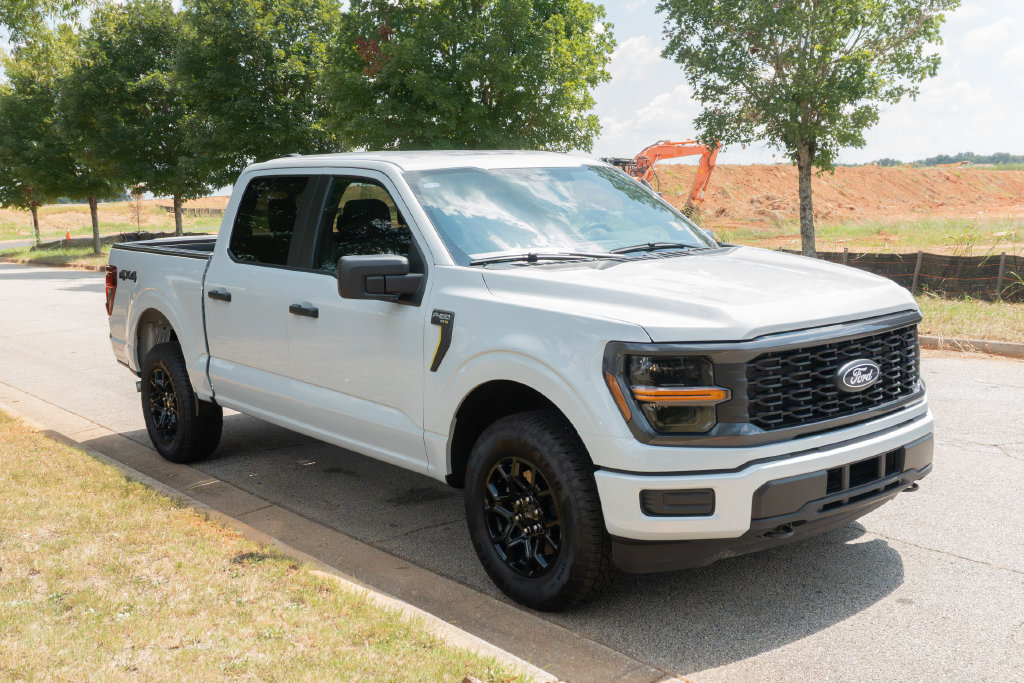 Used 2025 Ford F150 STX AWD/4WD image 6
