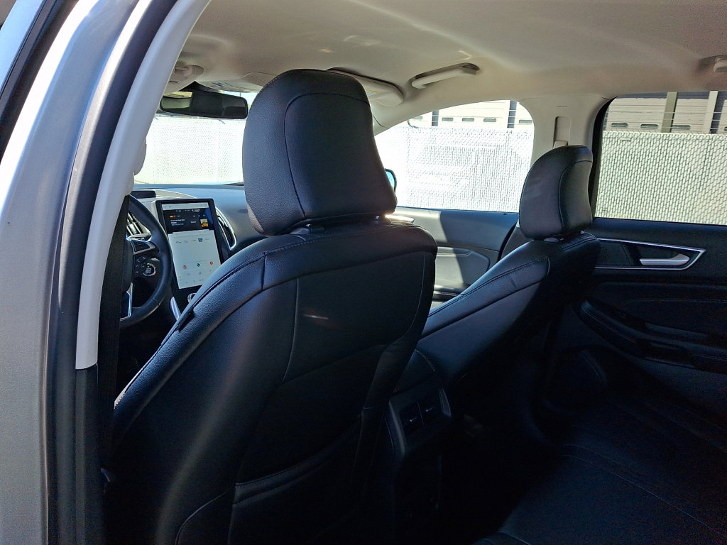 Used 2024 Ford Edge Titanium AWD/4WD image 21