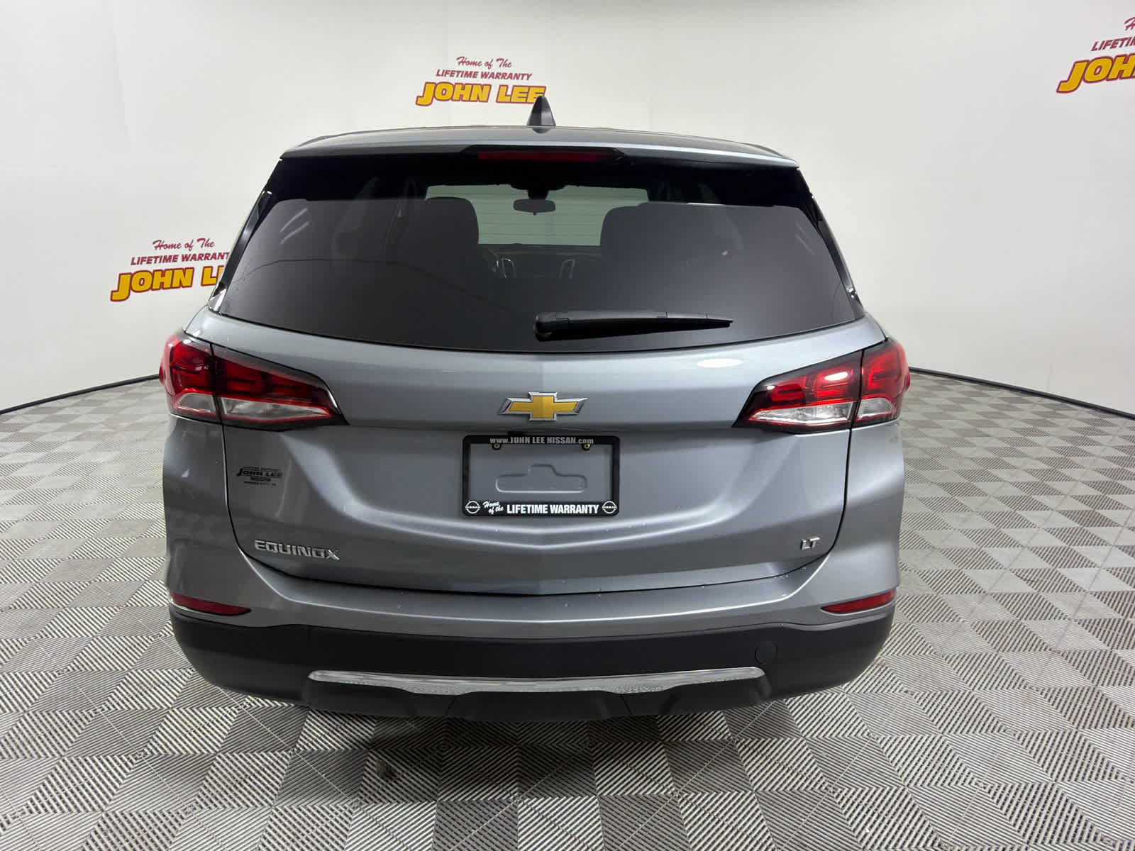 Used 2023 Chevrolet Equinox LT FWD image 4