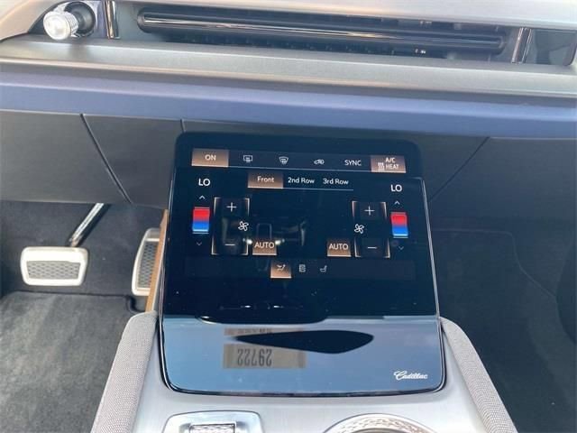 New 2026 Cadillac Vistiq Premium Luxury AWD/4WD image 21