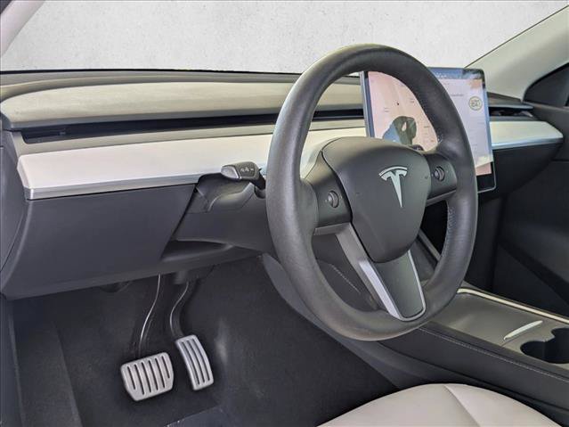 Used 2022 Tesla Model Y Performance AWD/4WD image 10