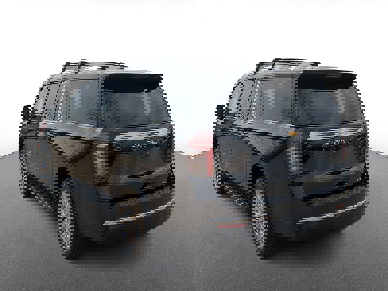 Used 2024 Chevrolet Suburban LT w/ LT Signature Package AWD/4WD image 6