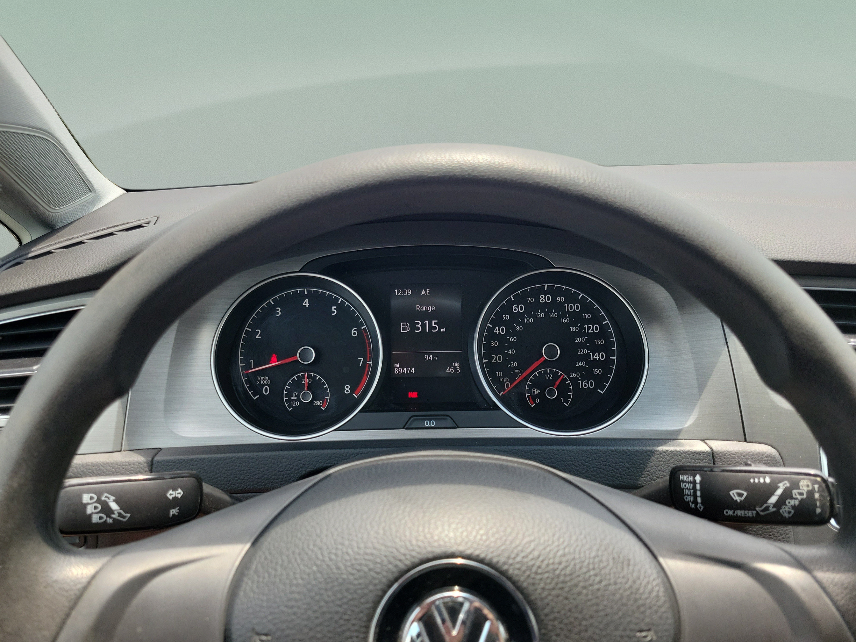 Used 2015 Volkswagen Golf S FWD image 23