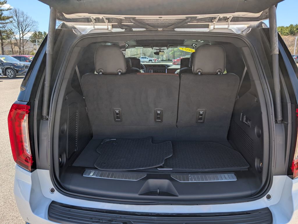 Used 2023 GMC Yukon Denali Ultimate AWD/4WD image 14