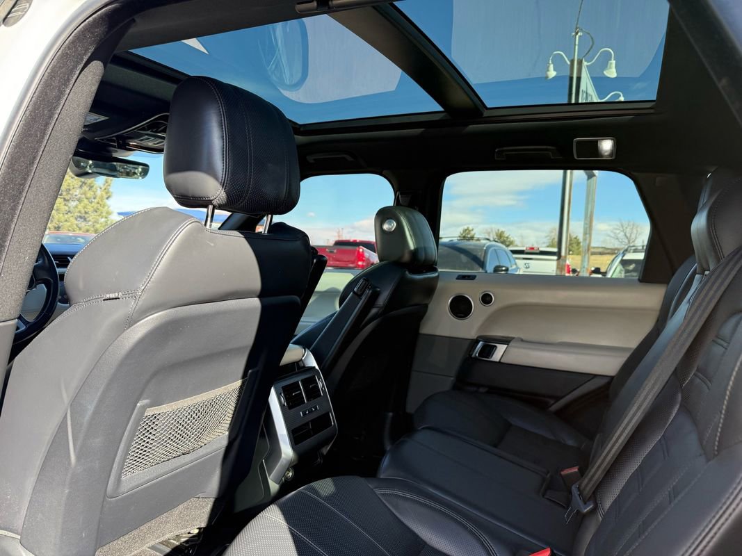 Used 2017 Land Rover Range Rover Sport HSE Dynamic image 19
