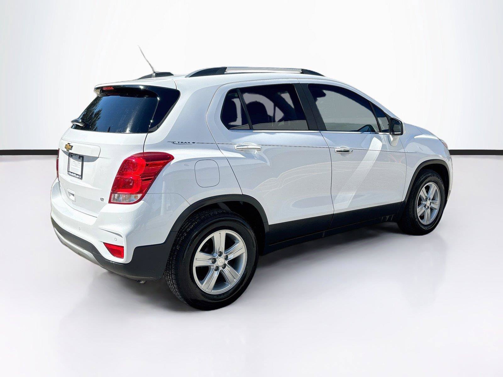 Used 2020 Chevrolet Trax LT w/ Driver Confidence Package FWD image 7