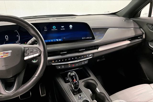 Used 2024 Cadillac XT4 Sport AWD/4WD image 7