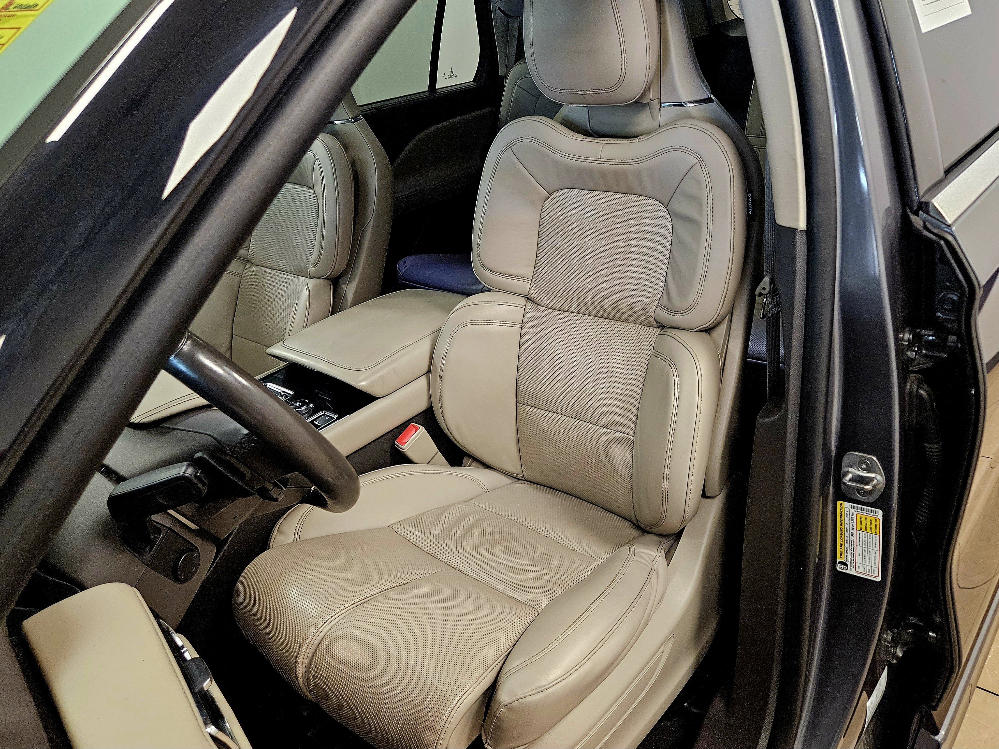 Used 2022 Lincoln Aviator Grand Touring w/ Equipment Group 301A image 42