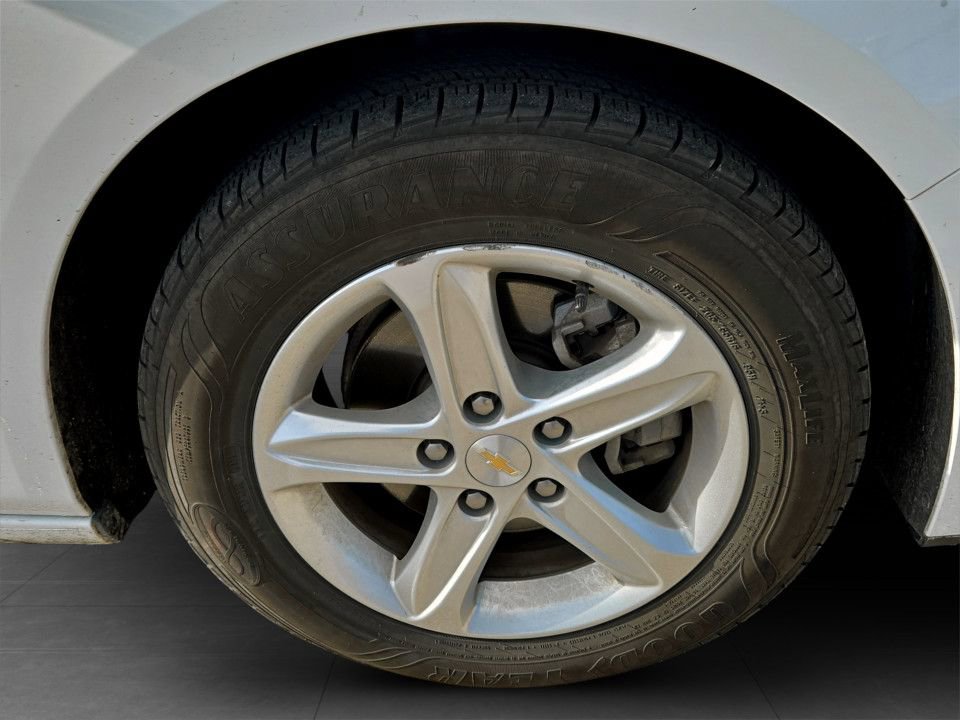 Used 2024 Chevrolet Malibu LT image 35