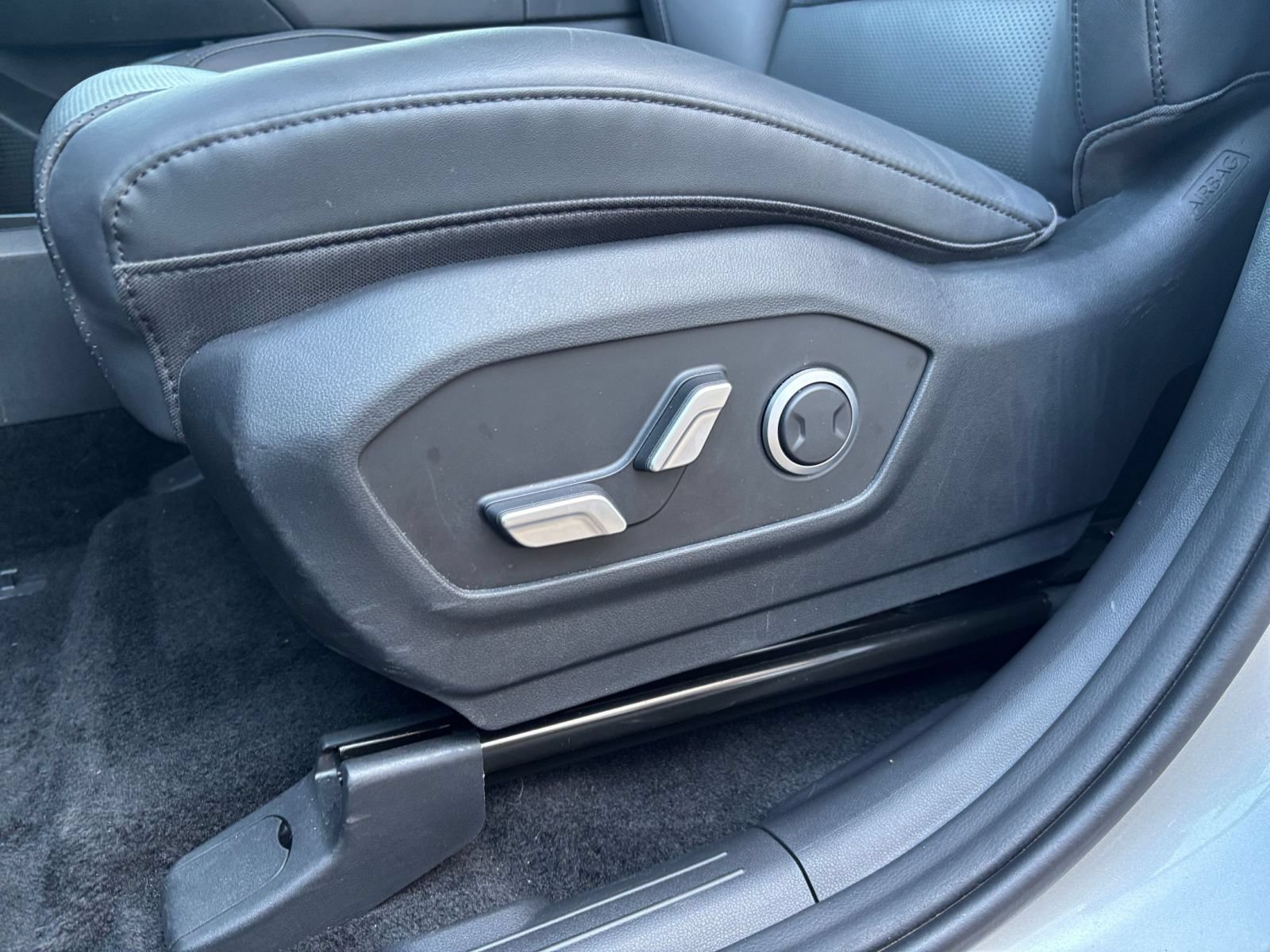 Used 2026 Hyundai Santa Fe SEL FWD image 21
