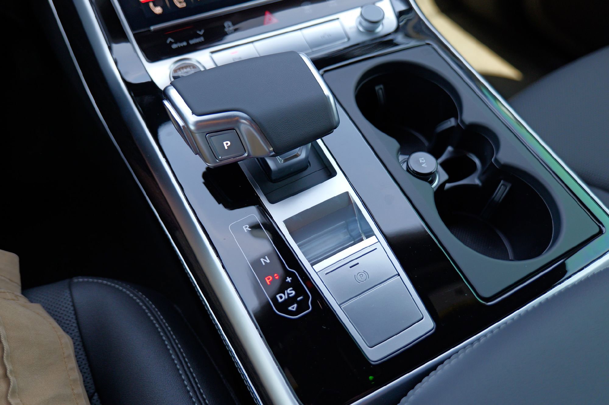 New 2026 Audi Q8 Premium Plus image 21