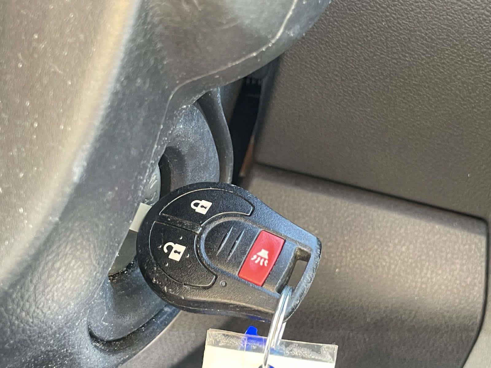 Used 2014 Nissan Rogue S AWD/4WD image 19