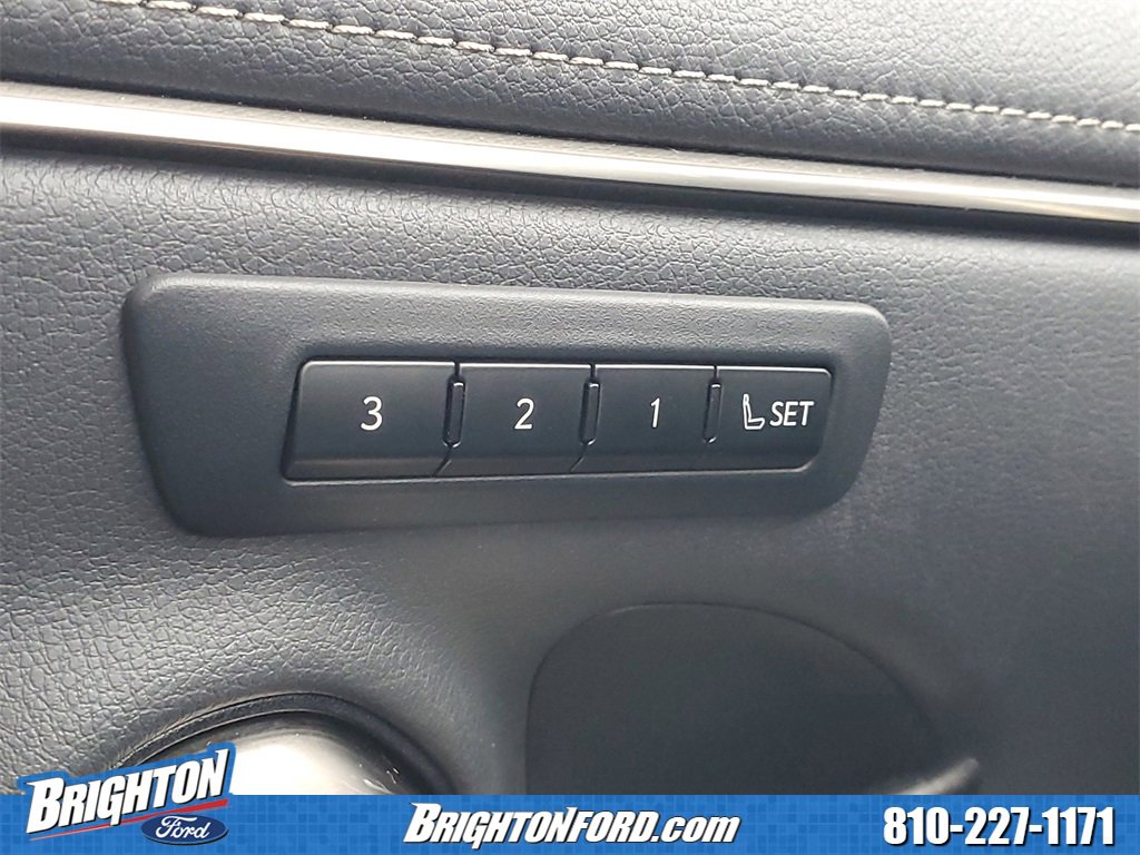 Used 2019 Lexus ES 350 Luxury image 15