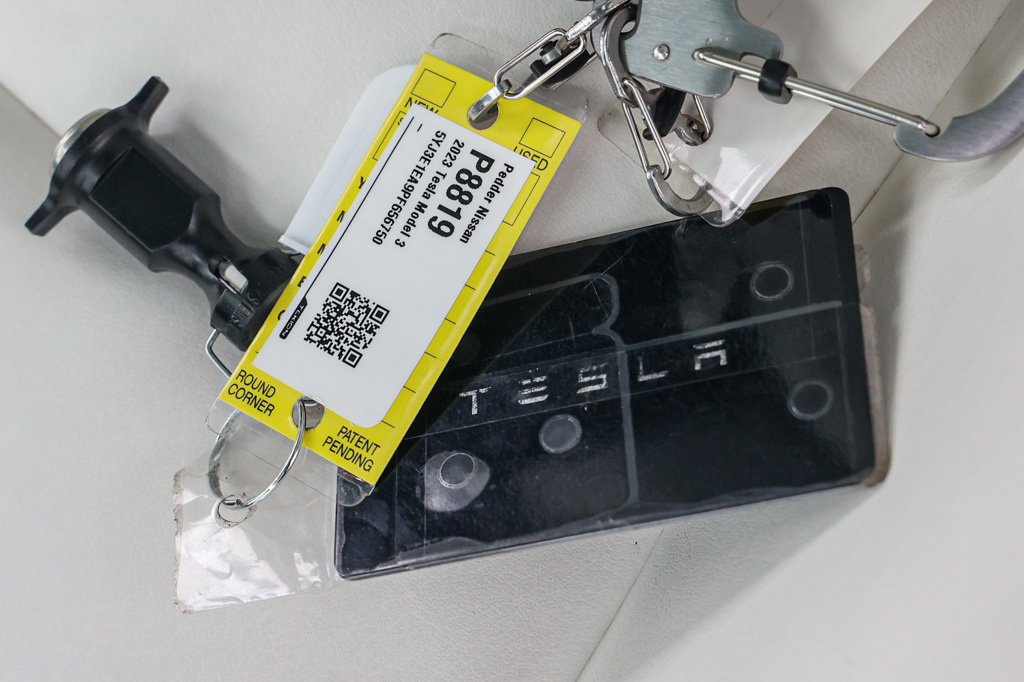 Used 2023 Tesla Model 3 Standard Range RWD image 28