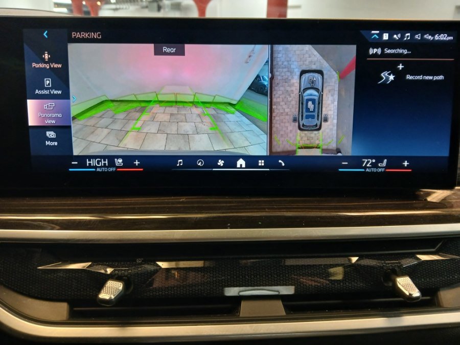 Used 2024 BMW X7 xDrive40i w/ M Sport Package image 13