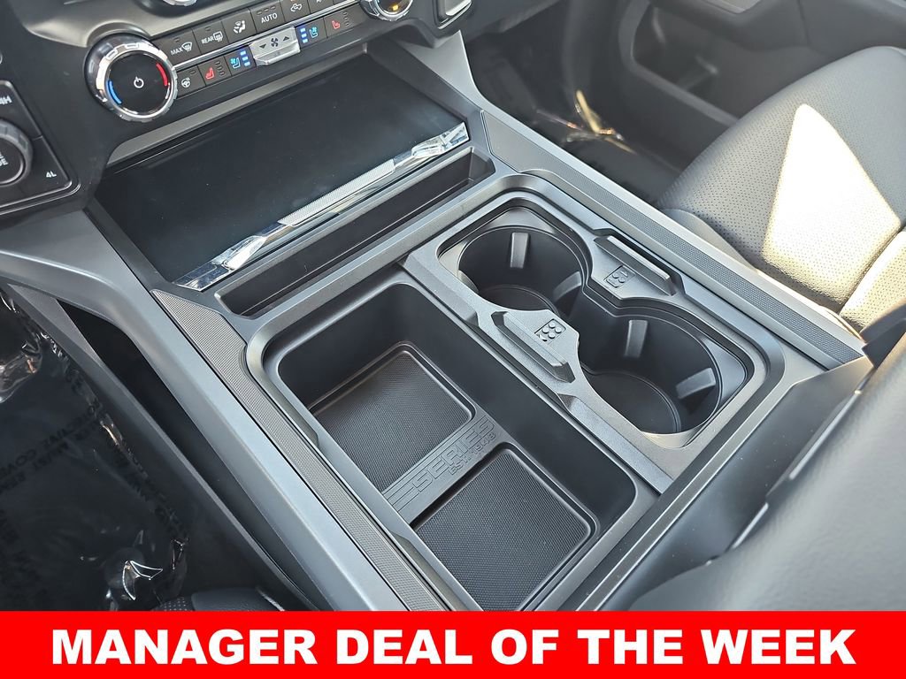 New 2026 Ford F250 Lariat w/ Black Appearance Package image 24