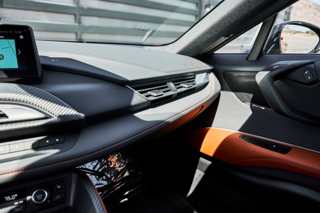 Used 2019 BMW i8 Coupe image 68