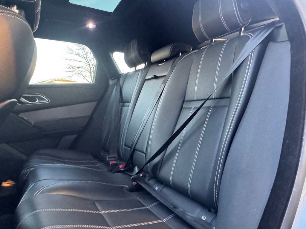 Used 2020 Land Rover Range Rover Velar S image 34