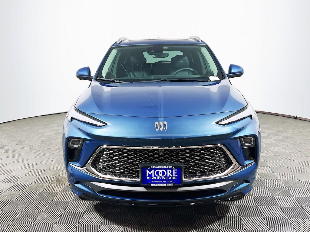 Used 2026 Buick Encore GX Avenir w/ Avenir Technology Package image 2