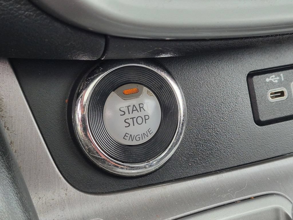 Used 2021 Nissan Murano SV AWD/4WD image 17