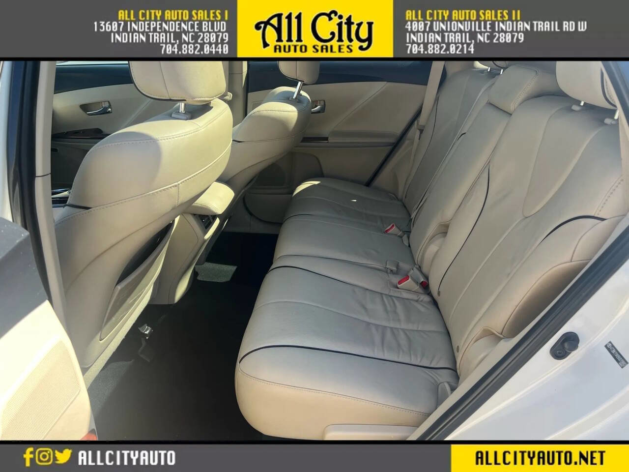 Used 2009 Toyota Venza AWD image 16