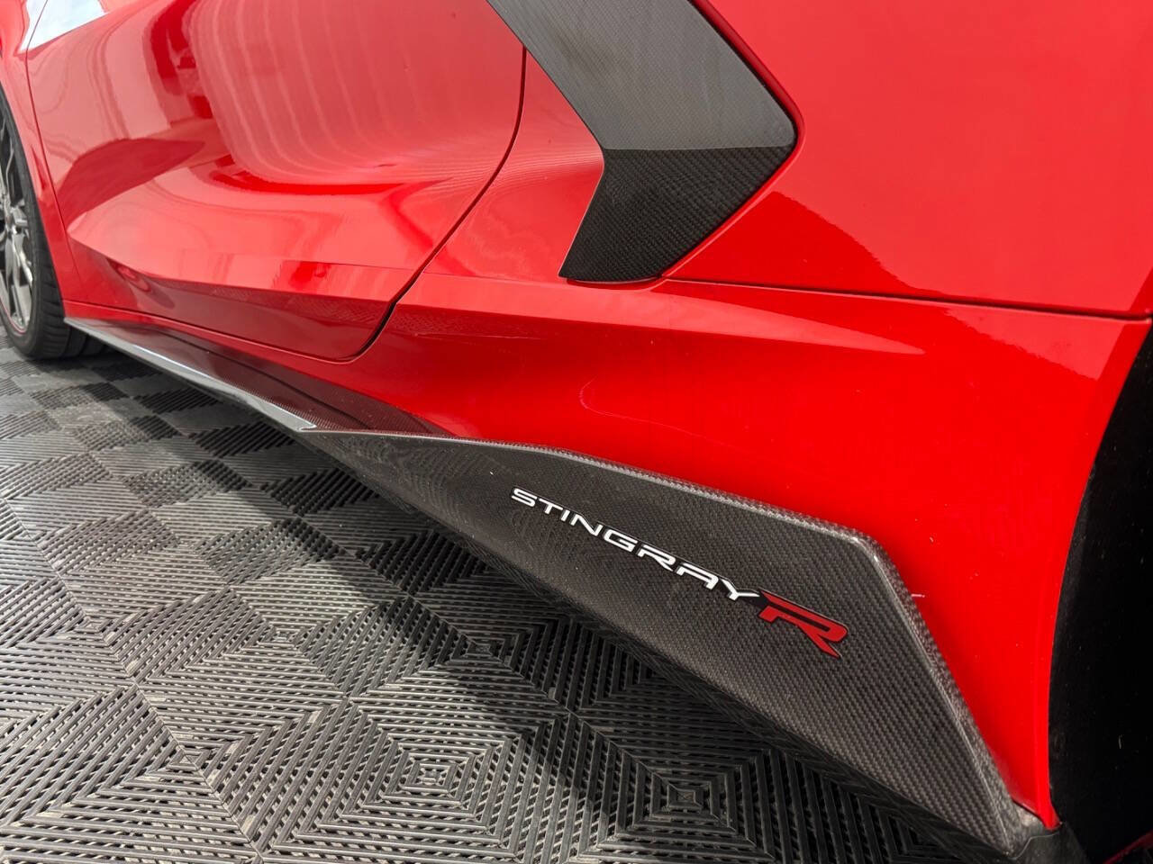 Used 2024 Chevrolet Corvette Stingray Premium Conv w/ Z51 Performance Package image 9