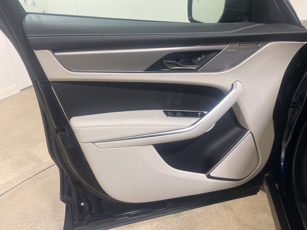 New 2026 Jaguar F-PACE R-Dynamic S image 9