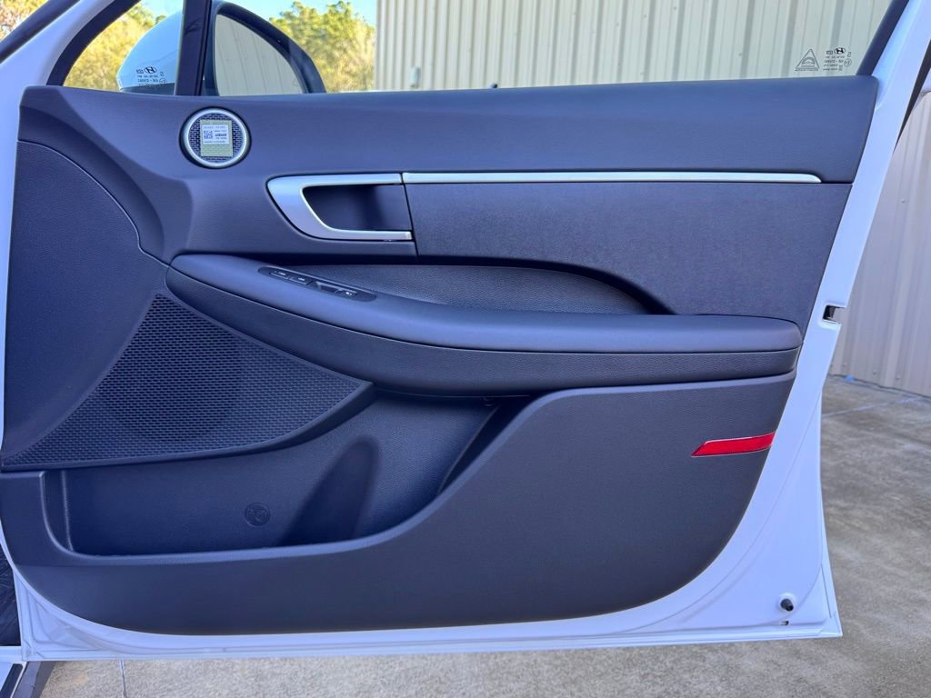 New 2026 Hyundai Sonata SE FWD image 17