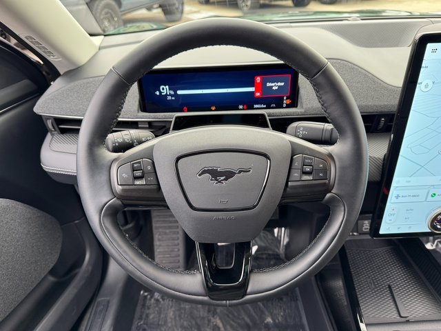 Certified 2025 Ford Mustang Mach-E Premium image 22