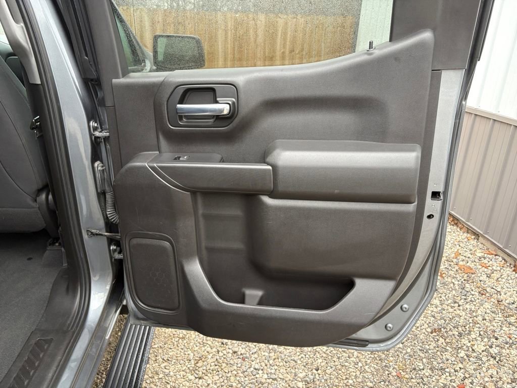 Used 2021 Chevrolet Silverado 1500 Custom w/ LPO, Dark Essentials Package image 14