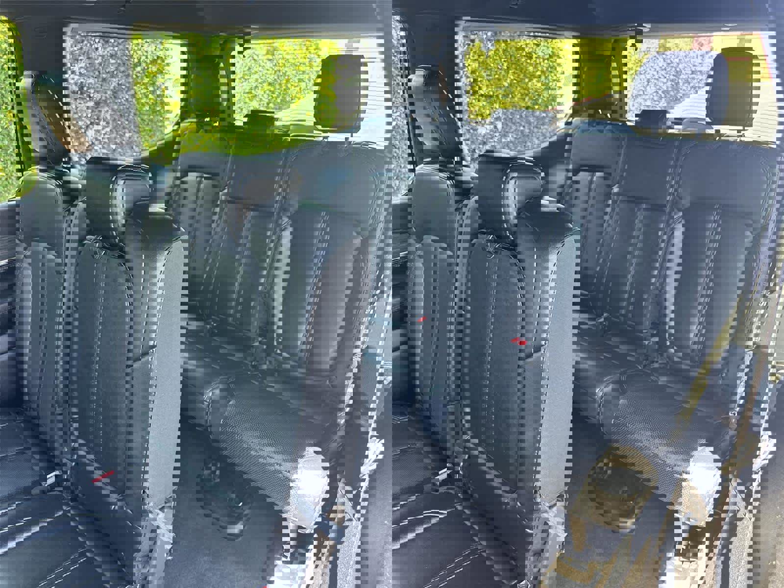 Used 2022 Jeep Wagoneer Series III image 32