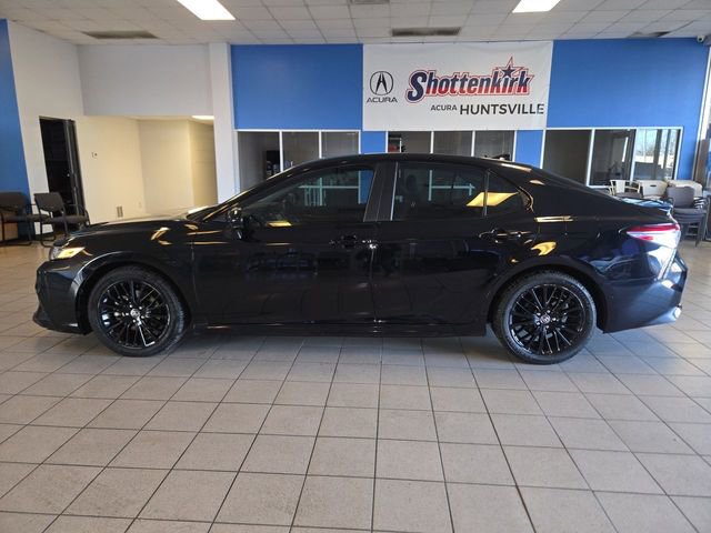 Used 2020 Toyota Camry SE image 5