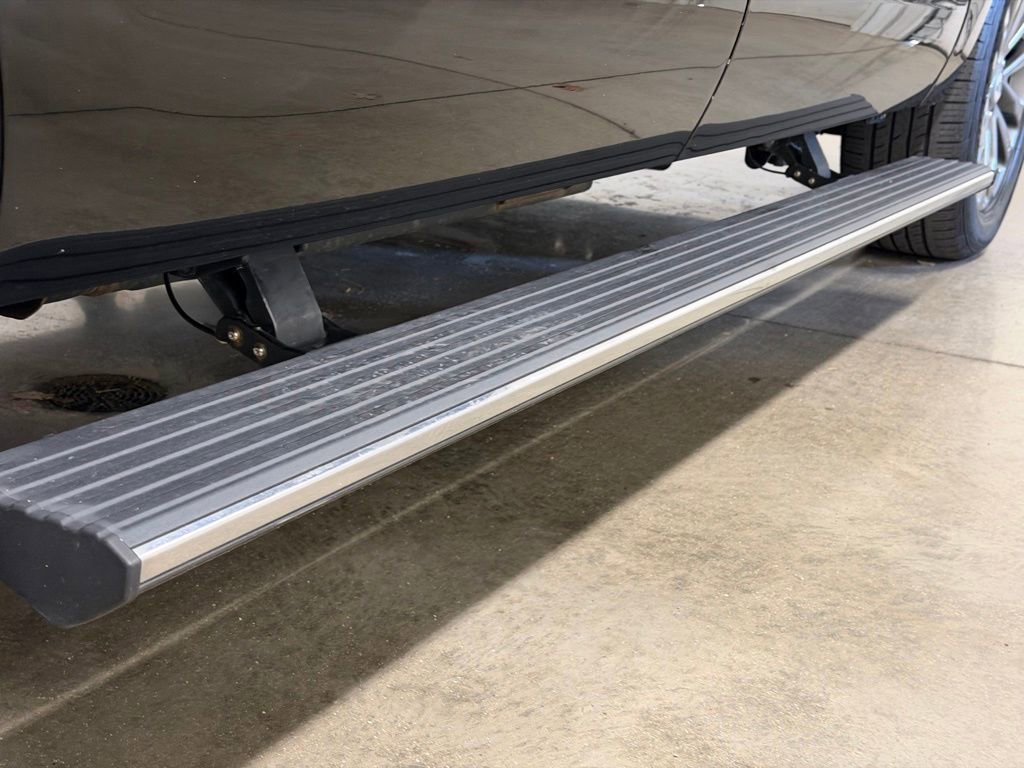 Used 2020 Ford Expedition Max Limited image 13