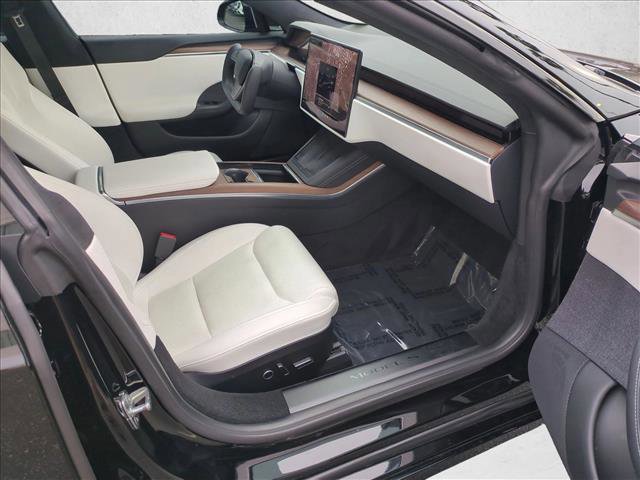 Used 2022 Tesla Model S image 22