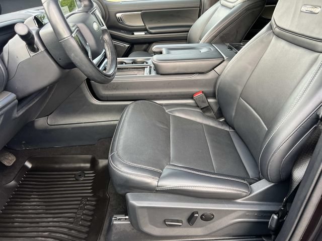 Certified 2025 Ford Expedition Max Platinum w/ Driver's Package AWD/4WD image 20