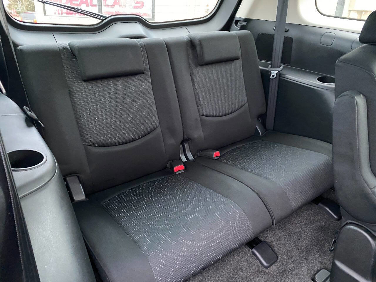 Used 2010 MAZDA MAZDA5 Sport image 22