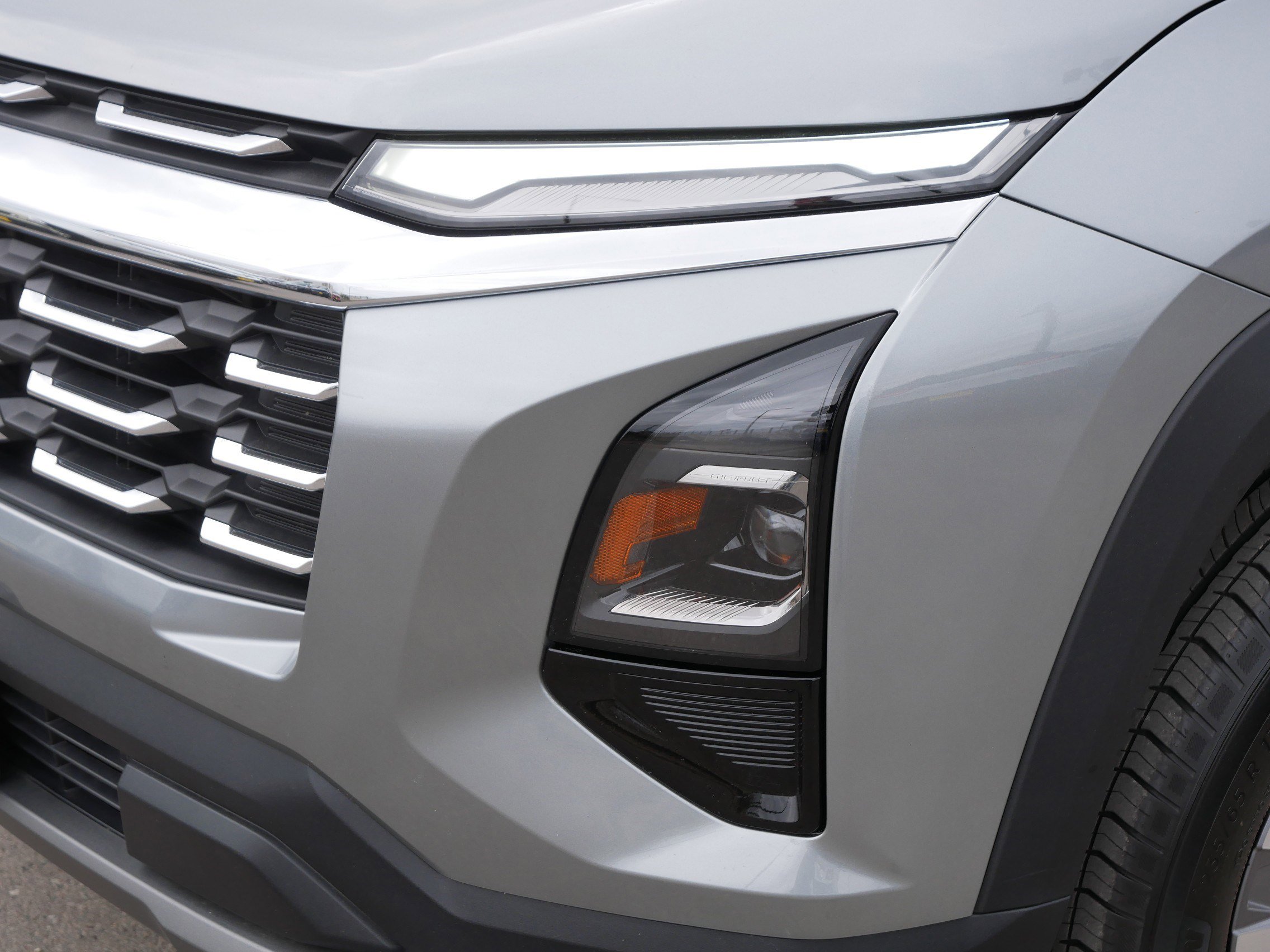 Used 2026 Chevrolet Equinox LT AWD/4WD image 16