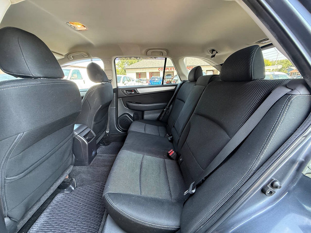 Used 2015 Subaru Outback 2.5i Premium AWD/4WD image 18