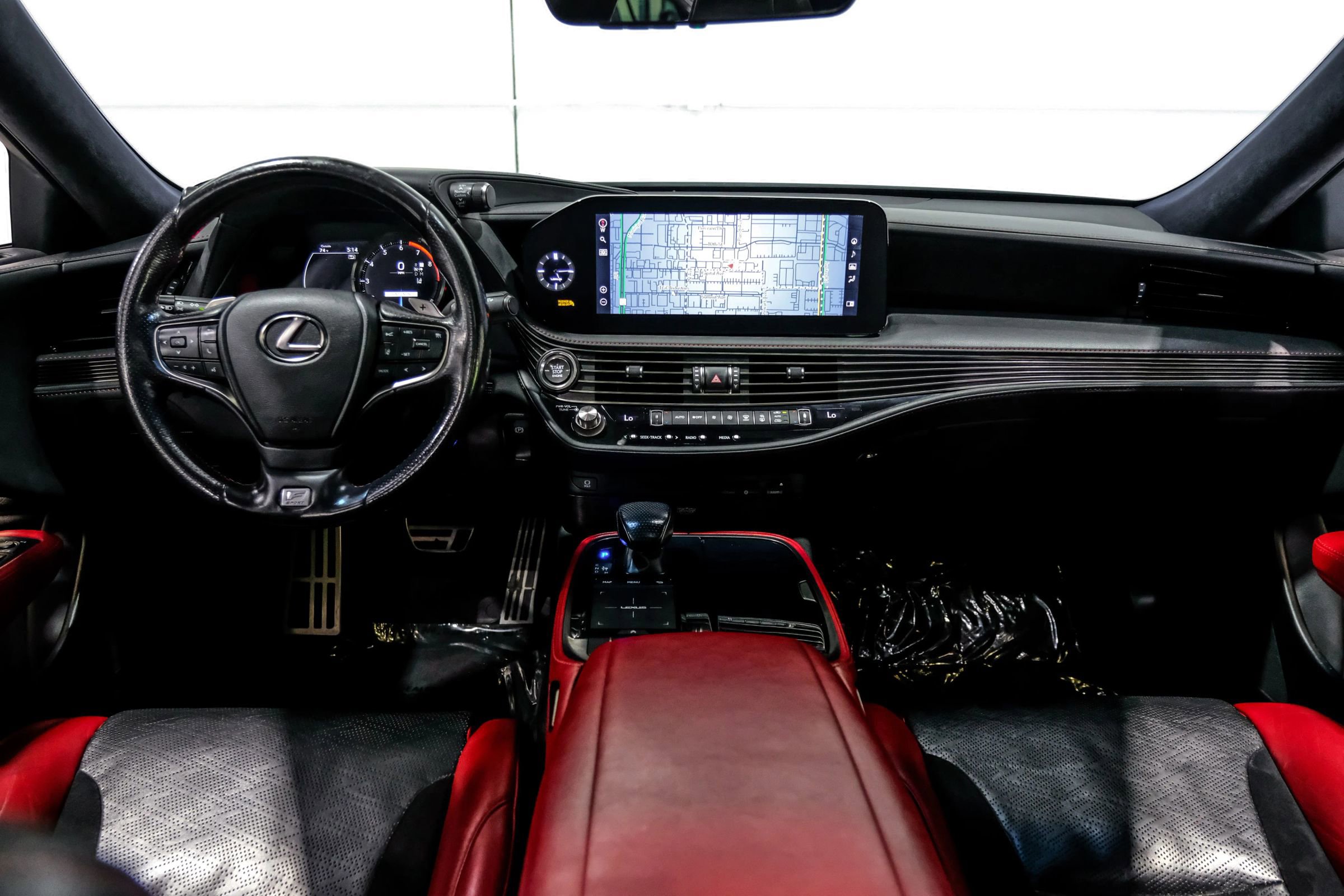 Used 2021 Lexus LS 500 F Sport w/ Accessory Package (Z2) image 21