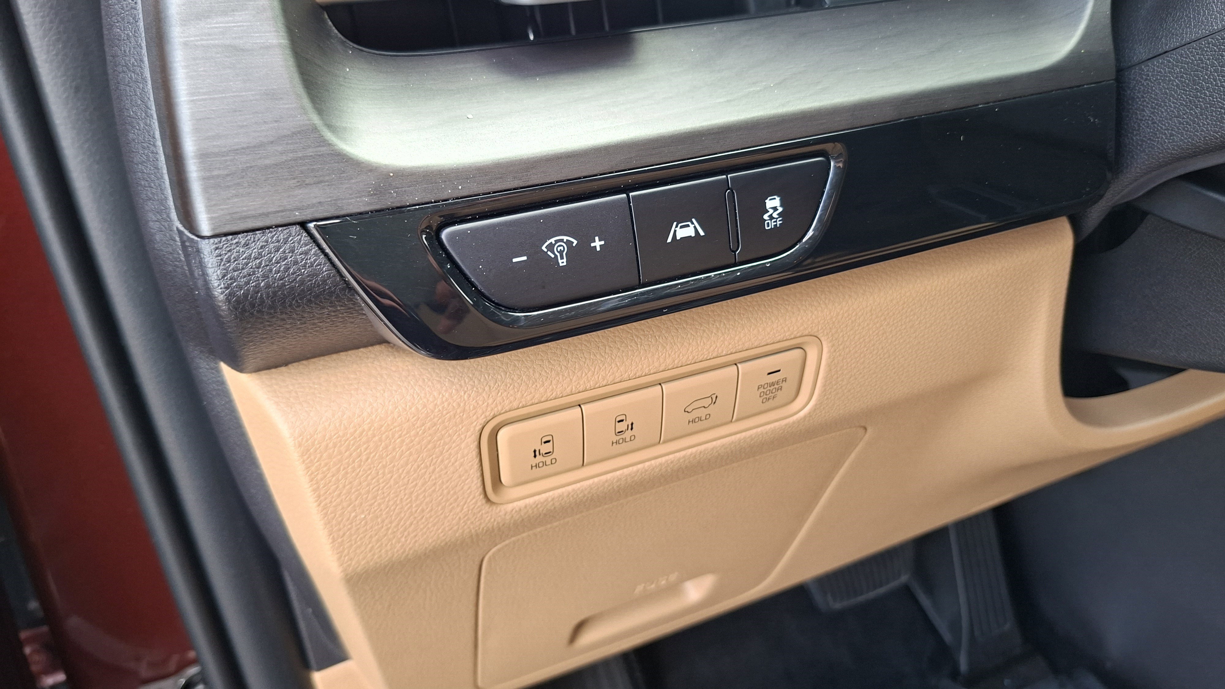 Used 2022 Kia Carnival EX FWD image 10