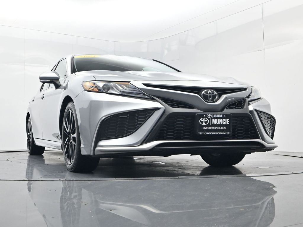 Used 2021 Toyota Camry XSE FWD image 45