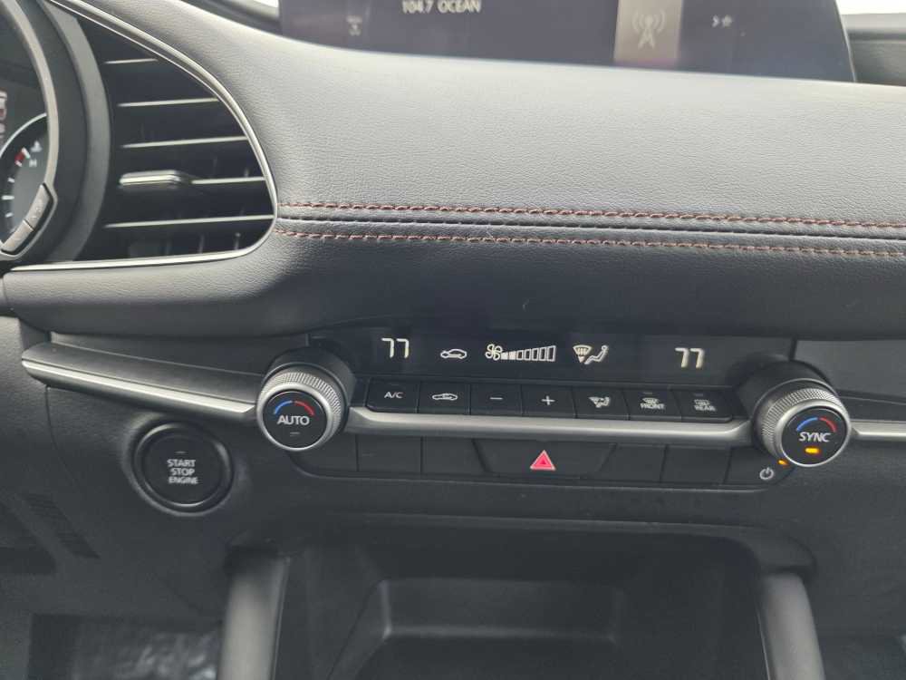 Used 2025 MAZDA MAZDA3 s image 17