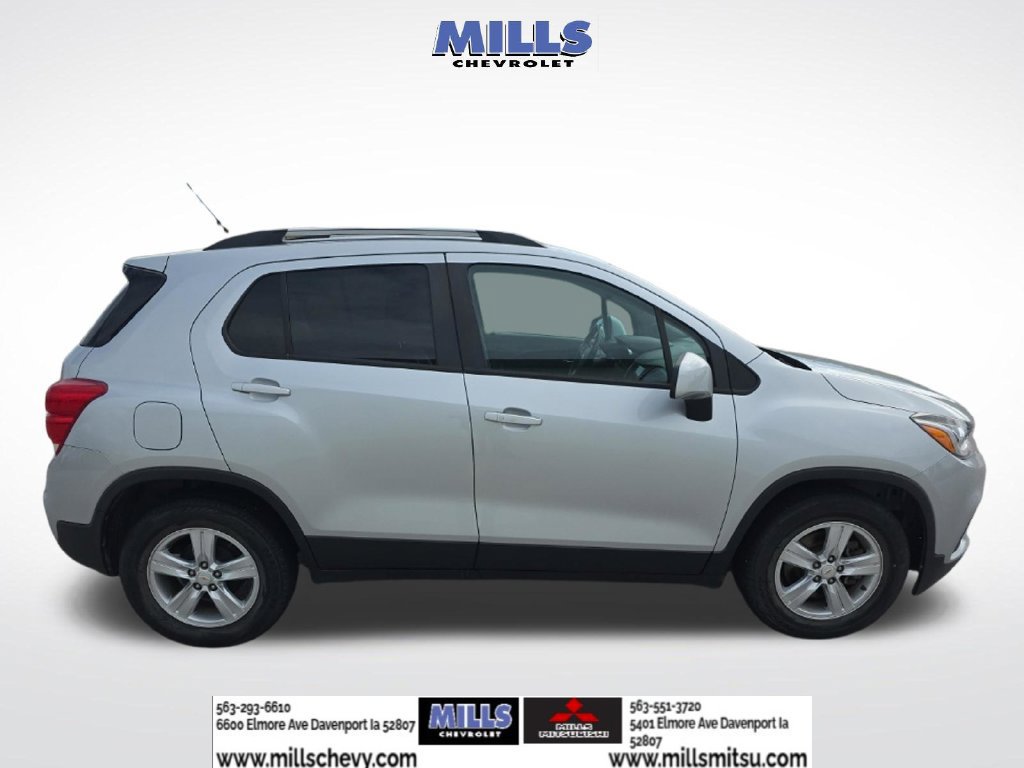 Used 2021 Chevrolet Trax LT w/ LT Convenience Package FWD image 6