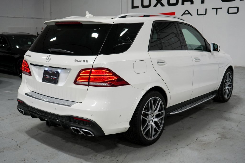 Used 2018 Mercedes-Benz GLE 63 AMG 4MATIC w/ Premium 3 Package image 6