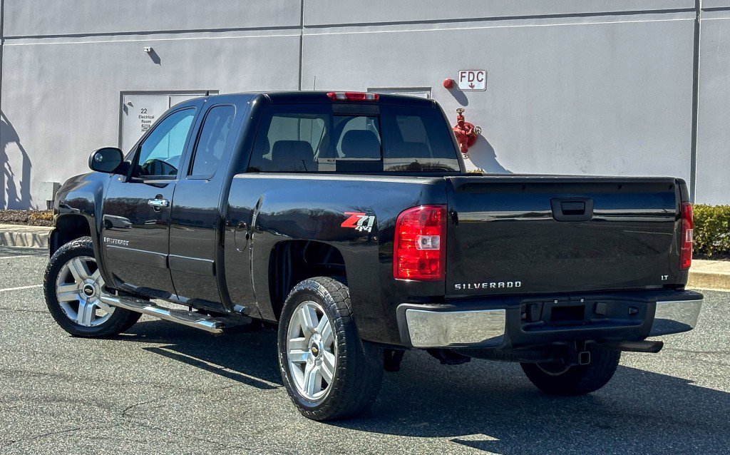 Used 2008 Chevrolet Silverado 1500 LT w/ All Star Edition image 9