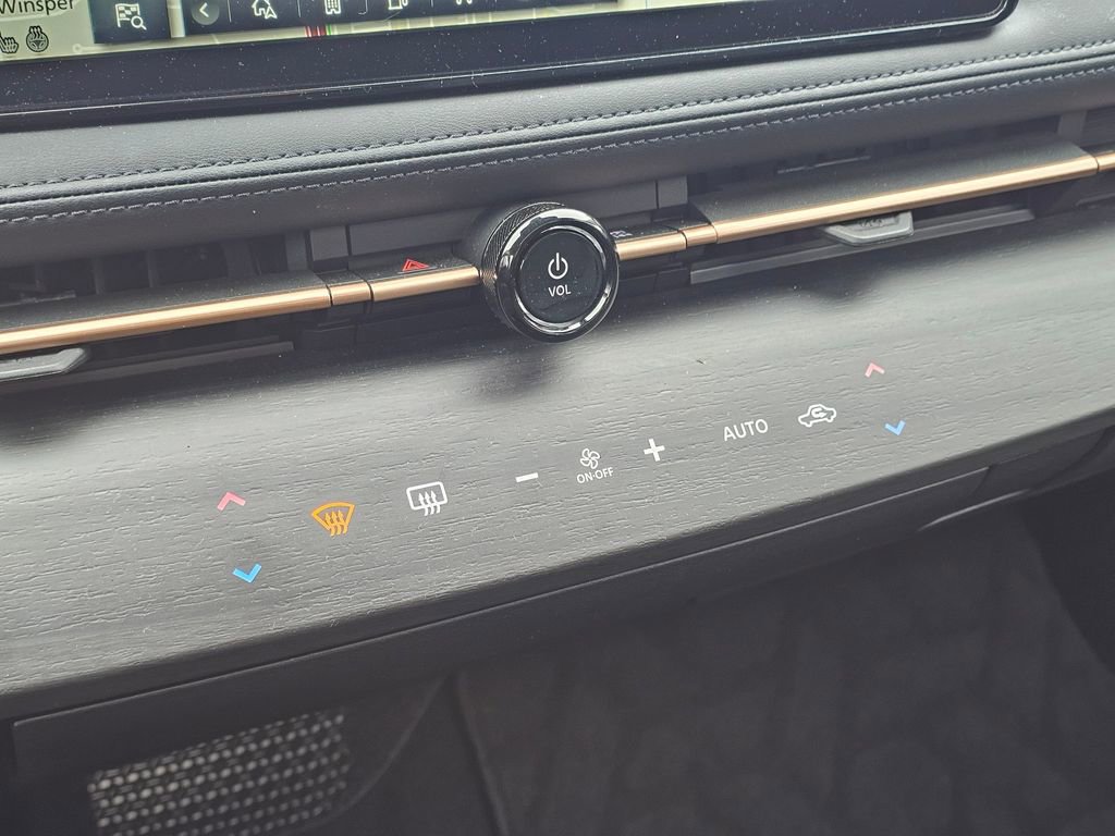 Certified 2023 Nissan Ariya FWD image 25