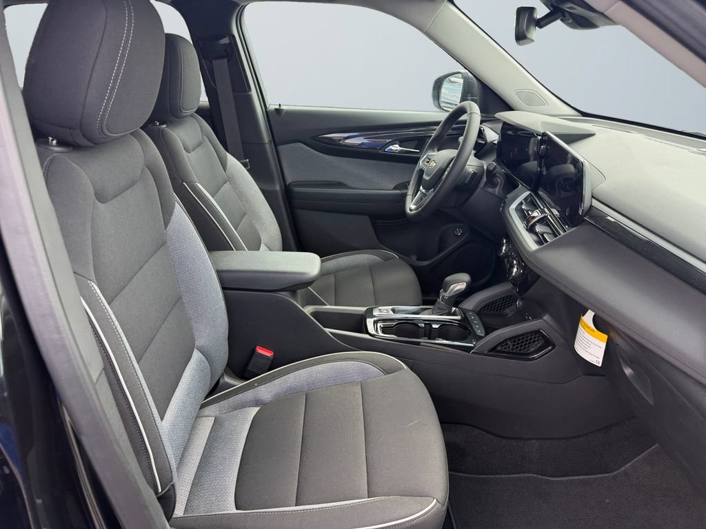 New 2026 Chevrolet TrailBlazer LT w/ Convenience Package FWD image 15