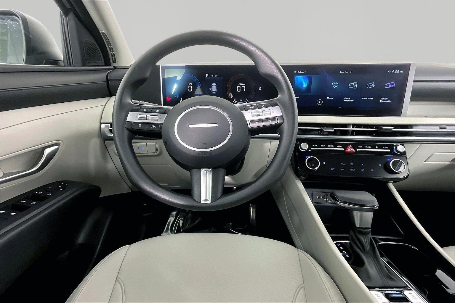 Certified 2025 Hyundai Tucson SEL image 8